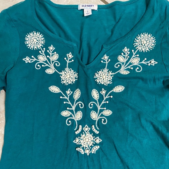 Old‎ Navy Shirt - Picture 2 of 3